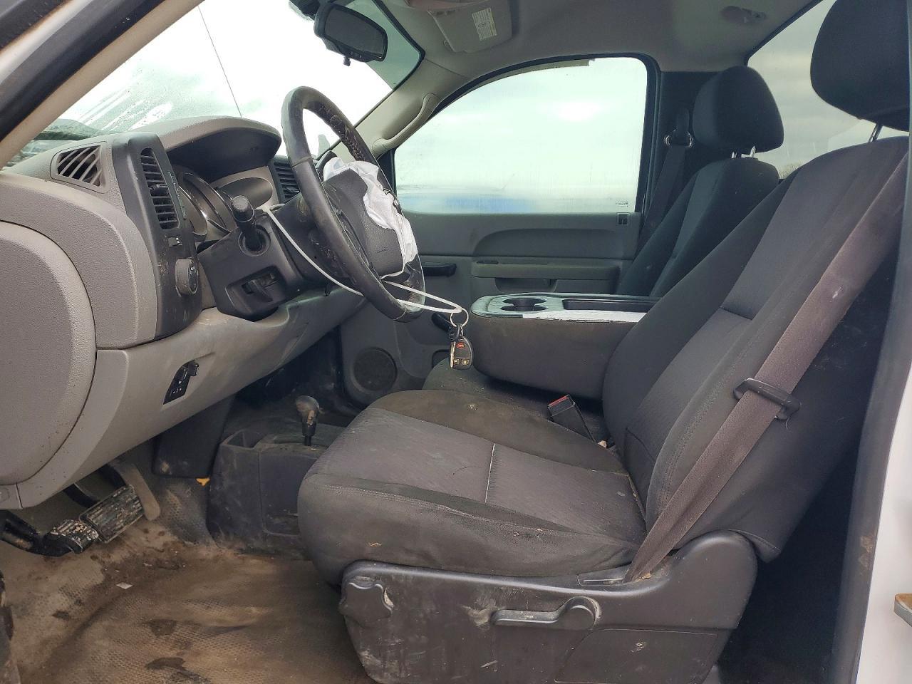 2012 GMC Sierra K2500 Heavy Duty - Image 7