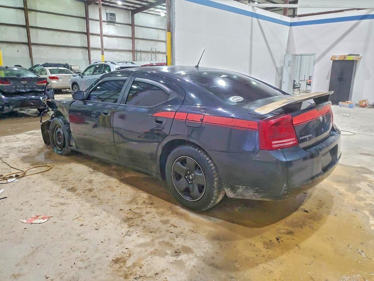 2008 Dodge Charger - Фото 2