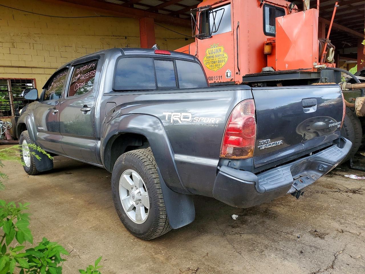 2015 Toyota Tacoma Double Cab Prerunner - Image 2