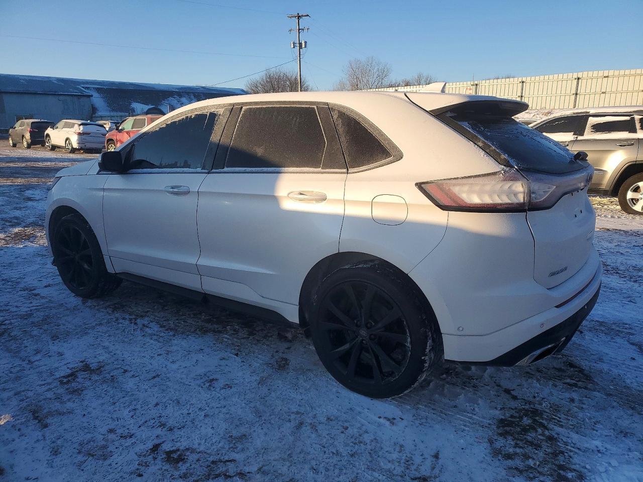 2016 Ford Edge Sport - Фото 2