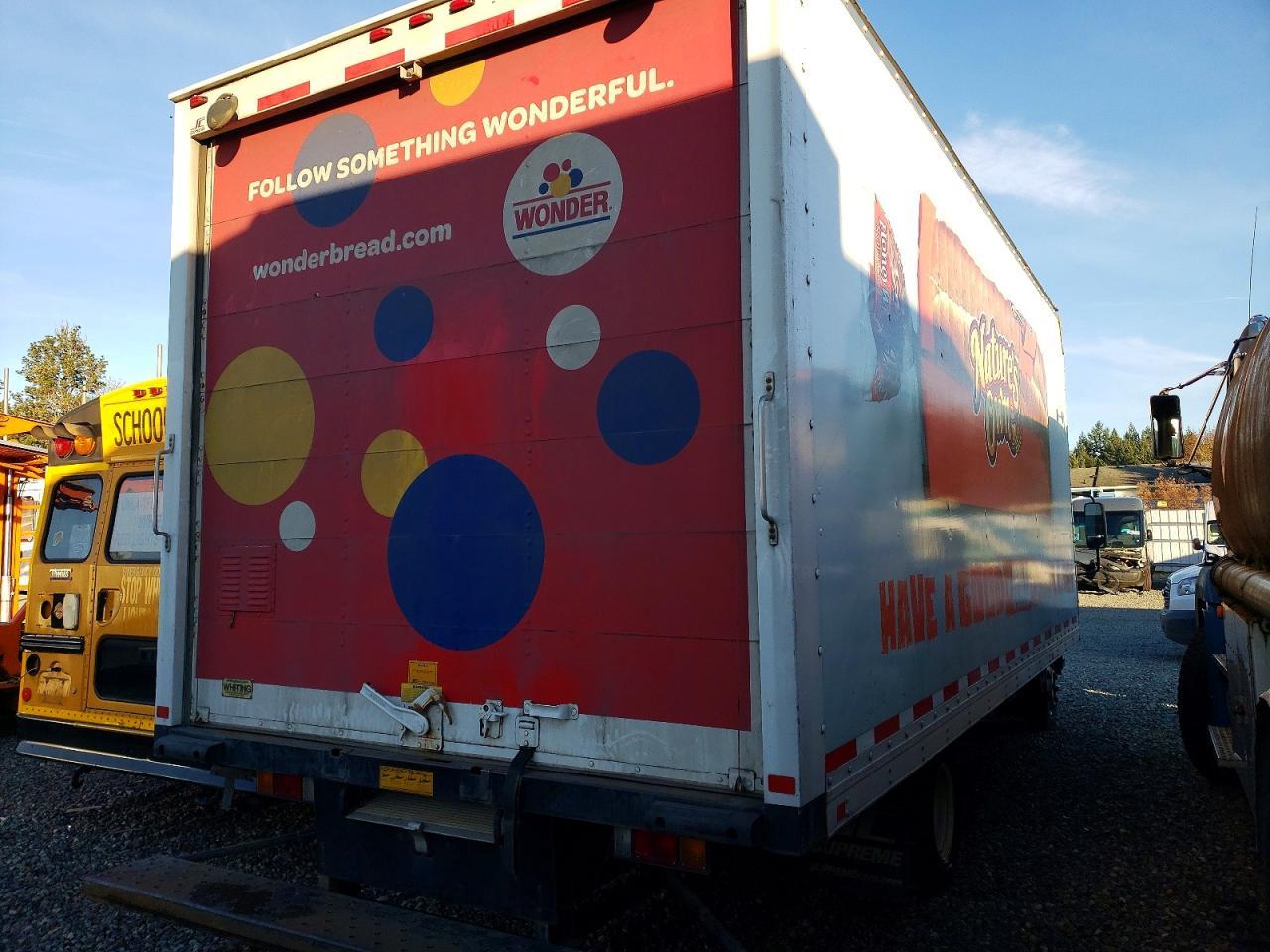 2016 Isuzu Npr Box Truck - Image 3