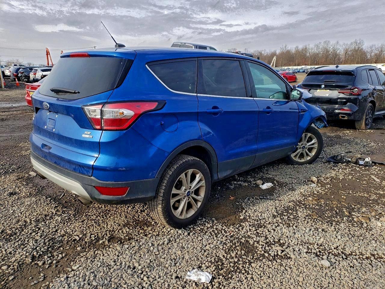 2017 Ford Escape Se - Фото 3