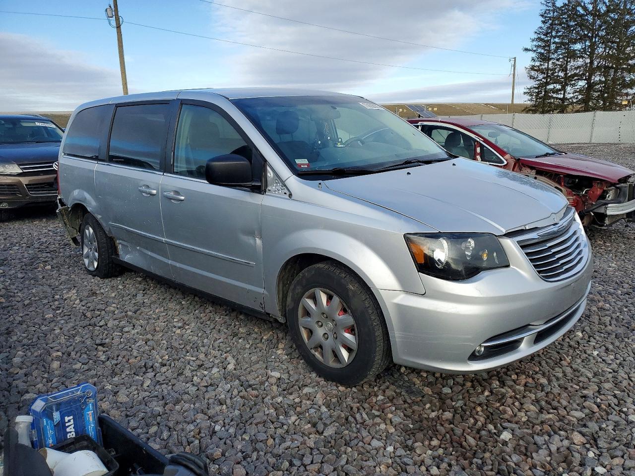 2010 Chrysler Town & Country Lx - Image 4
