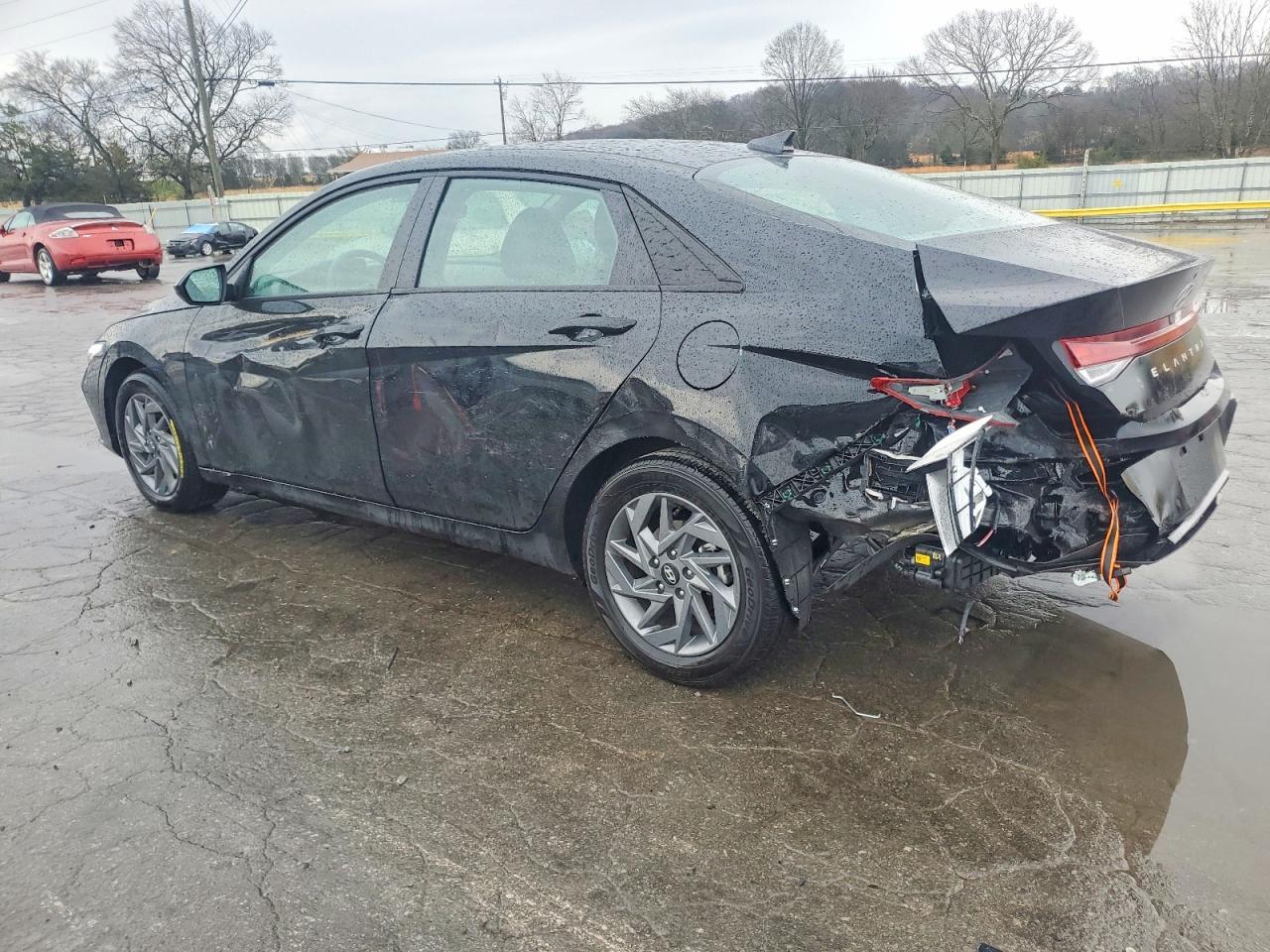 2025 Hyundai Elantra Blue - Image 2