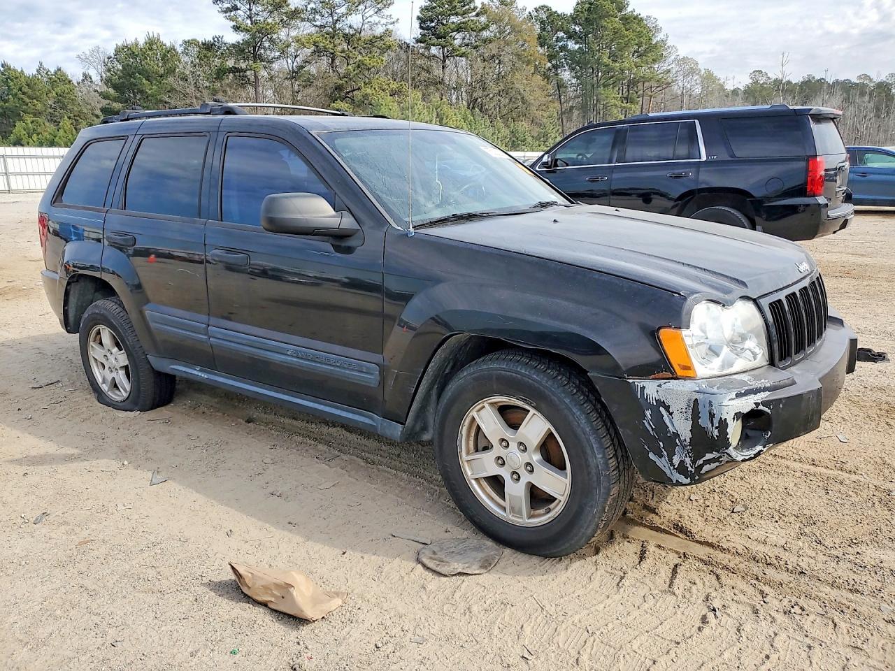 2006 Jeep Grand Cherokee Laredo - Image 4