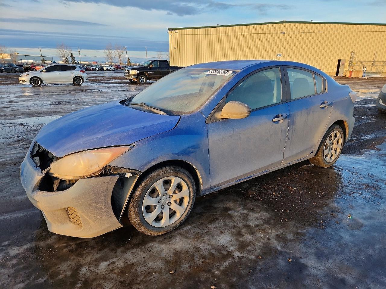 2013 Mazda 3 I