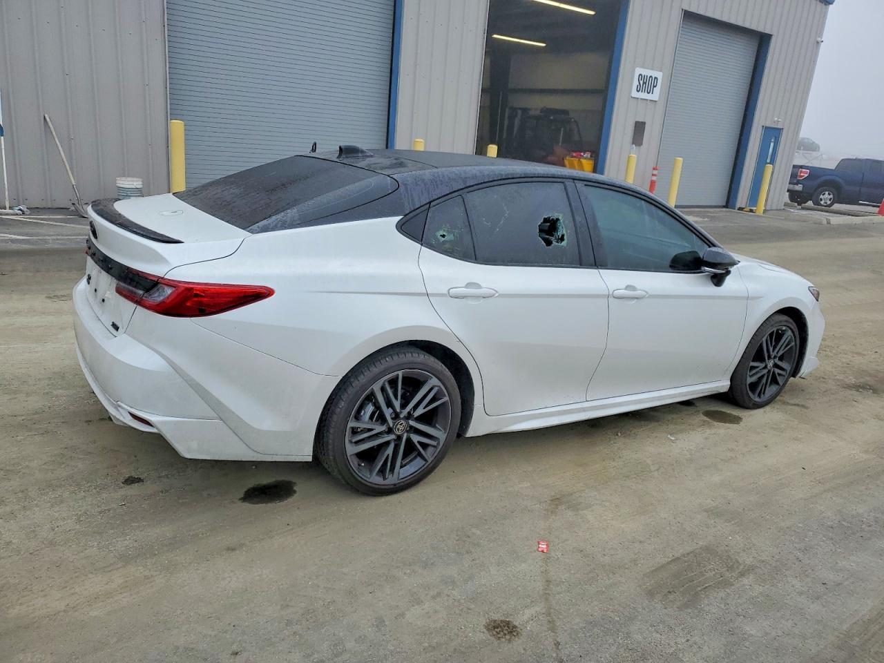 2025 Toyota Camry Xse - Фото 3