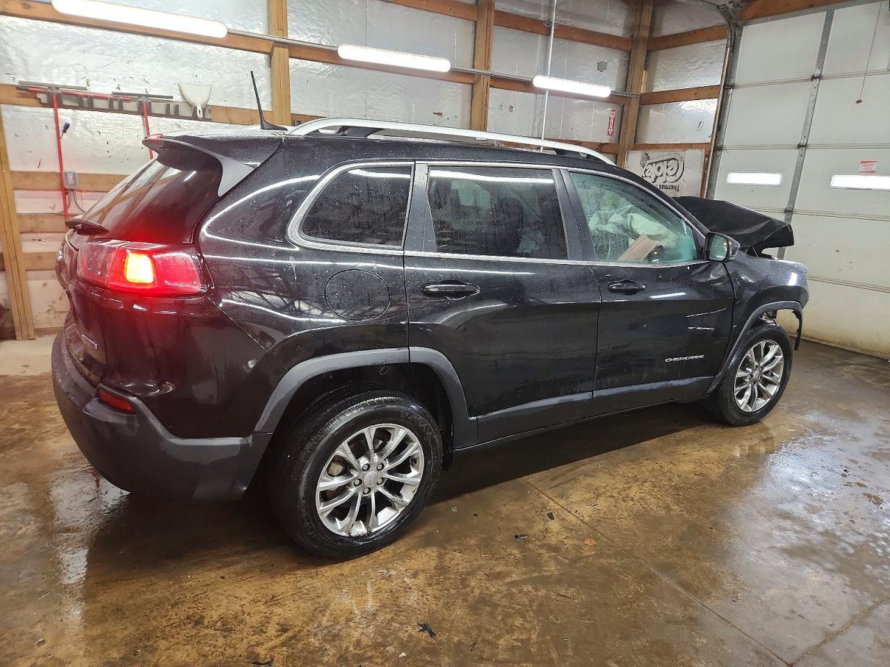 2020 Jeep Cherokee Latitude Plus - Фото 3