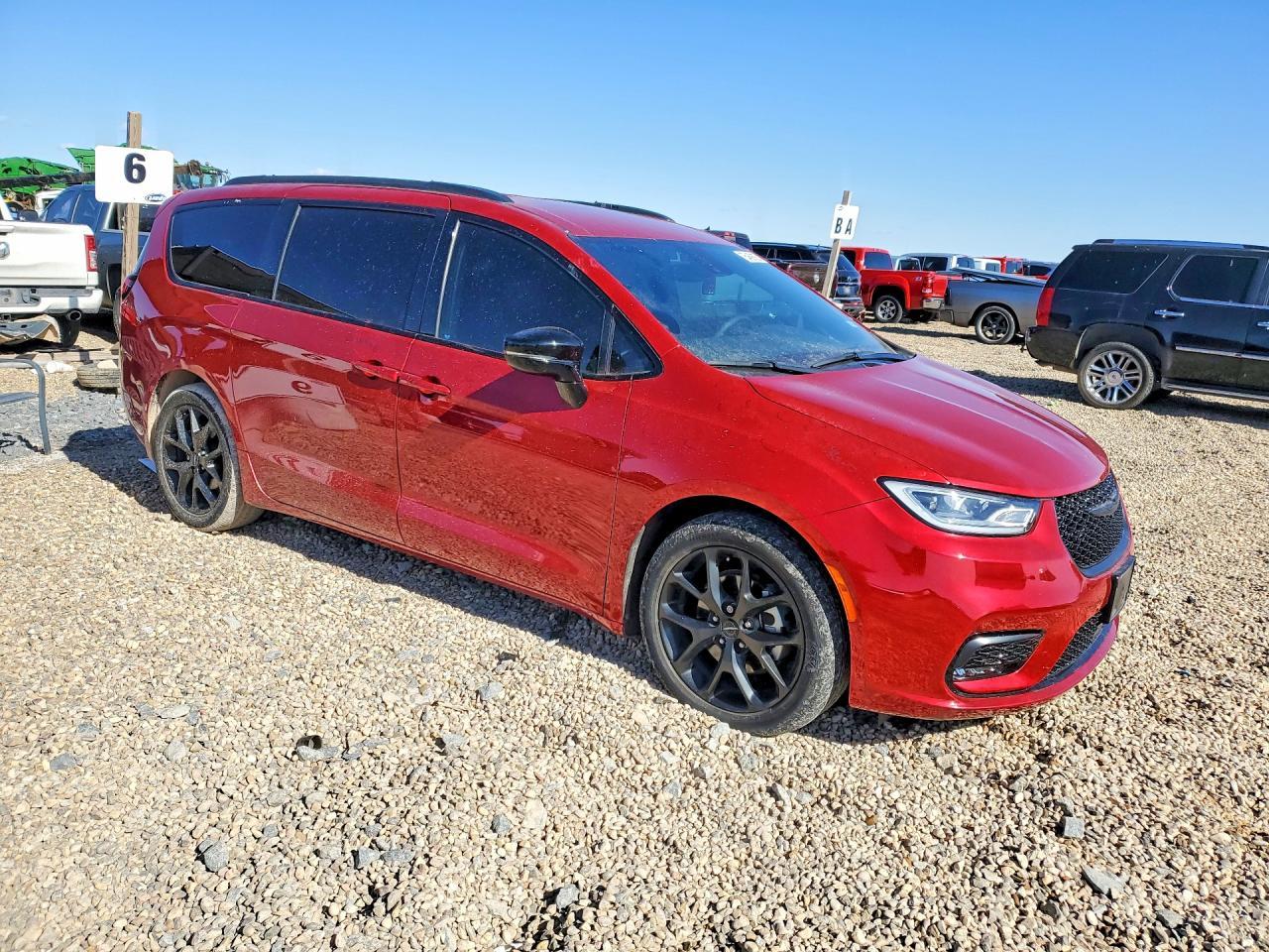2024 Chrysler Pacifica Touring L - Фото 4