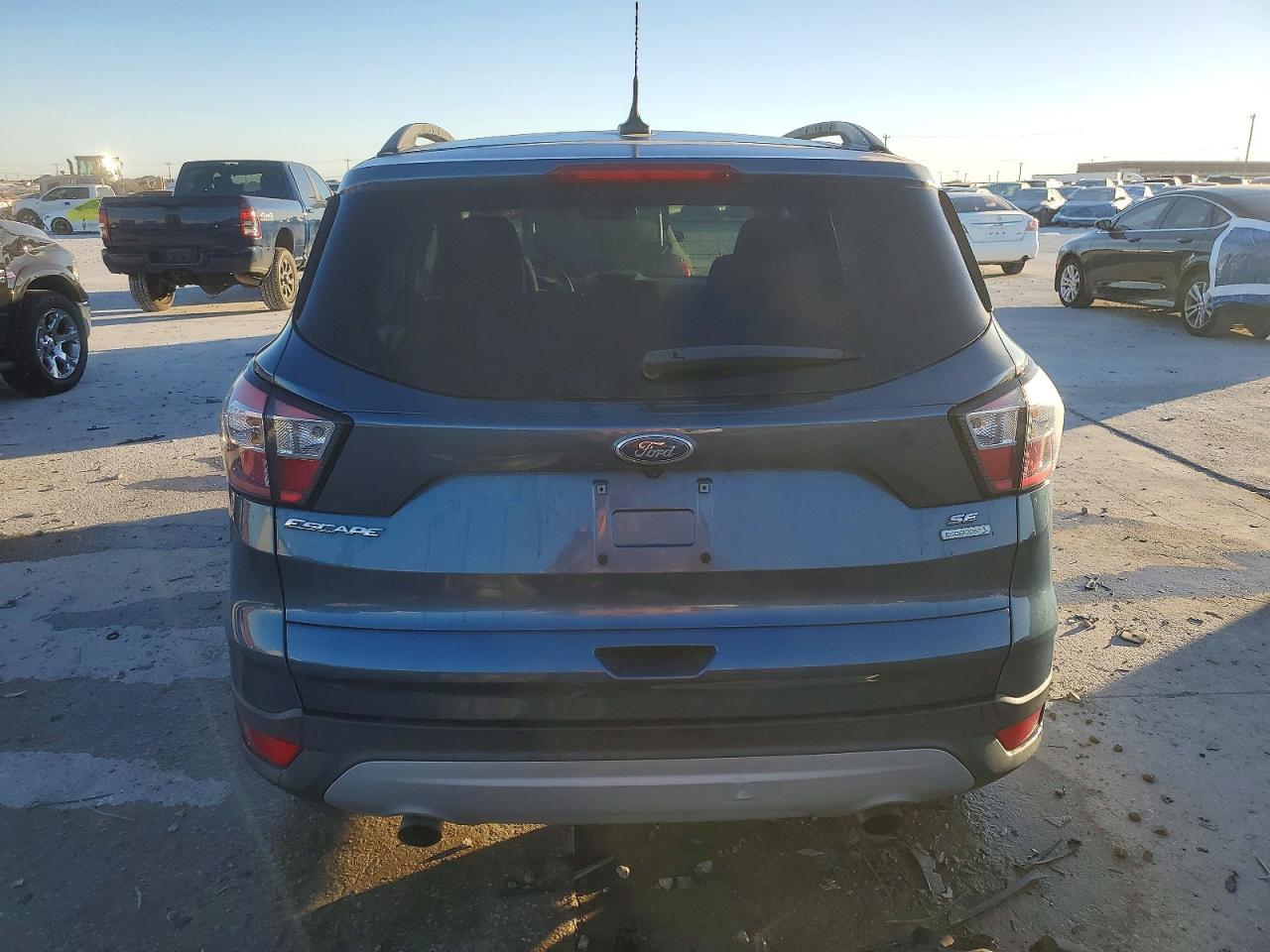 2018 Ford Escape Se - Фото 6