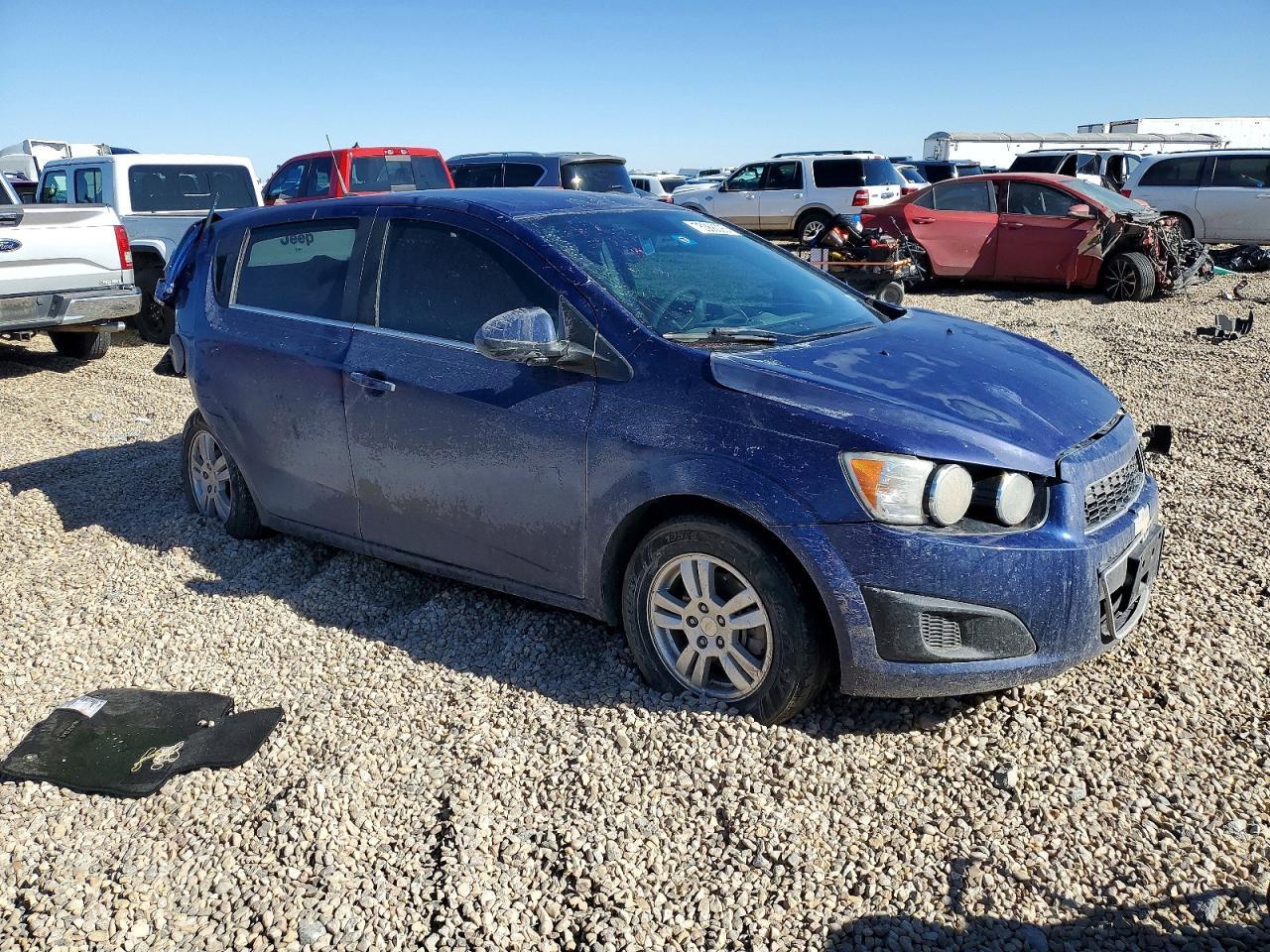 2013 Chevrolet Sonic Lt - Image 4