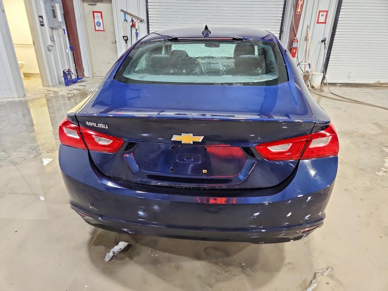 2018 Chevrolet Malibu Ls - Фото 6