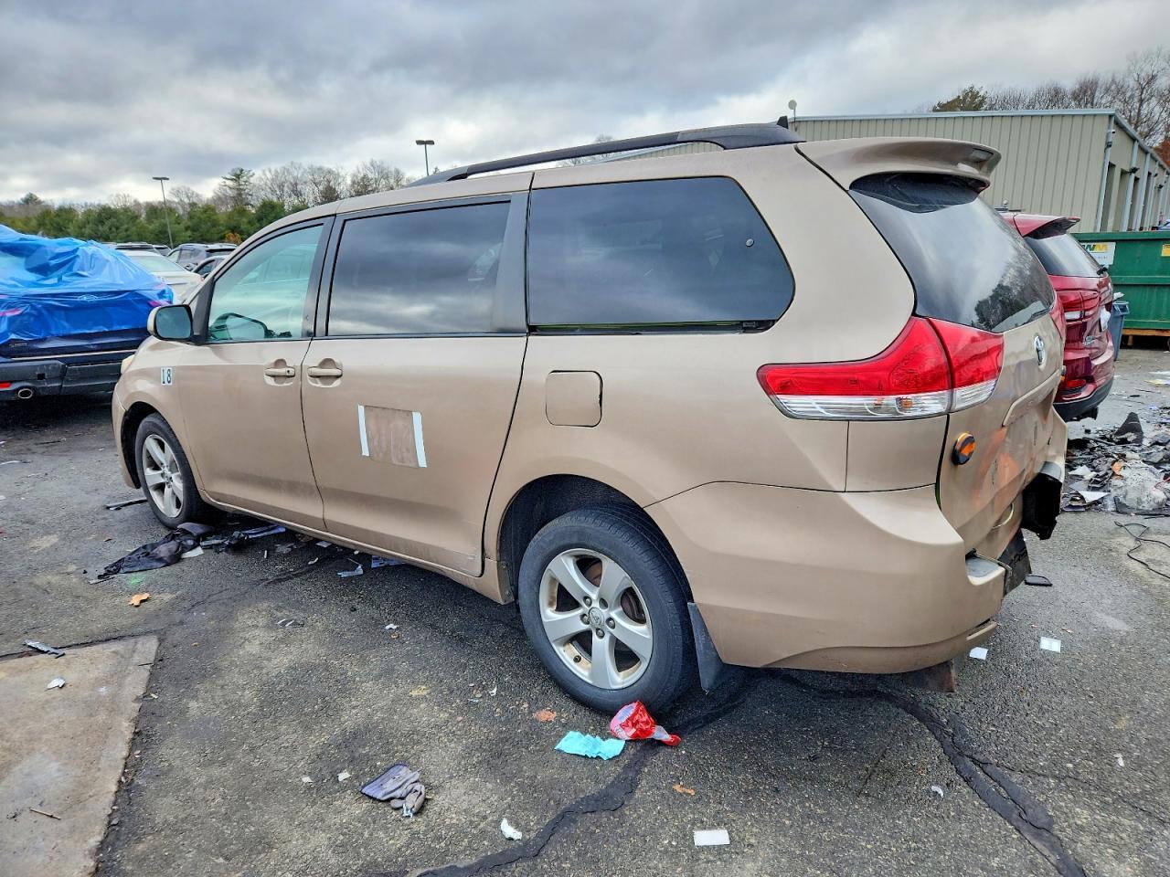 2014 Toyota Sienna Le - Фото 2