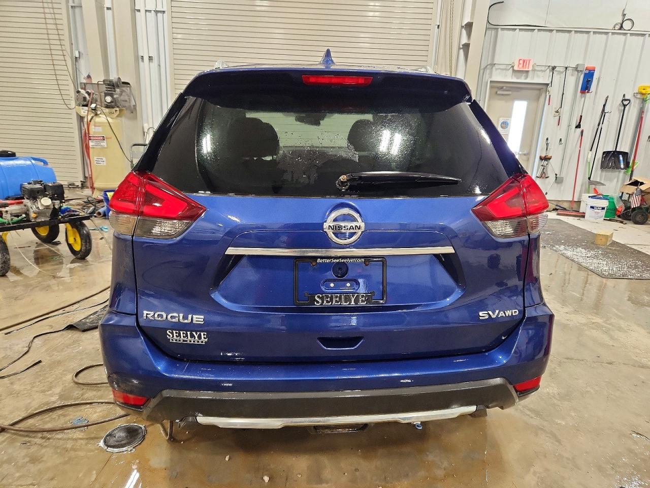 2017 Nissan Rogue S - Фото 6