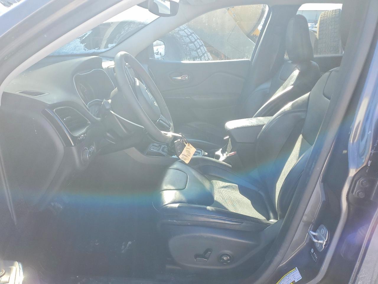 2021 Jeep Cherokee Latitude Plus - Image 7