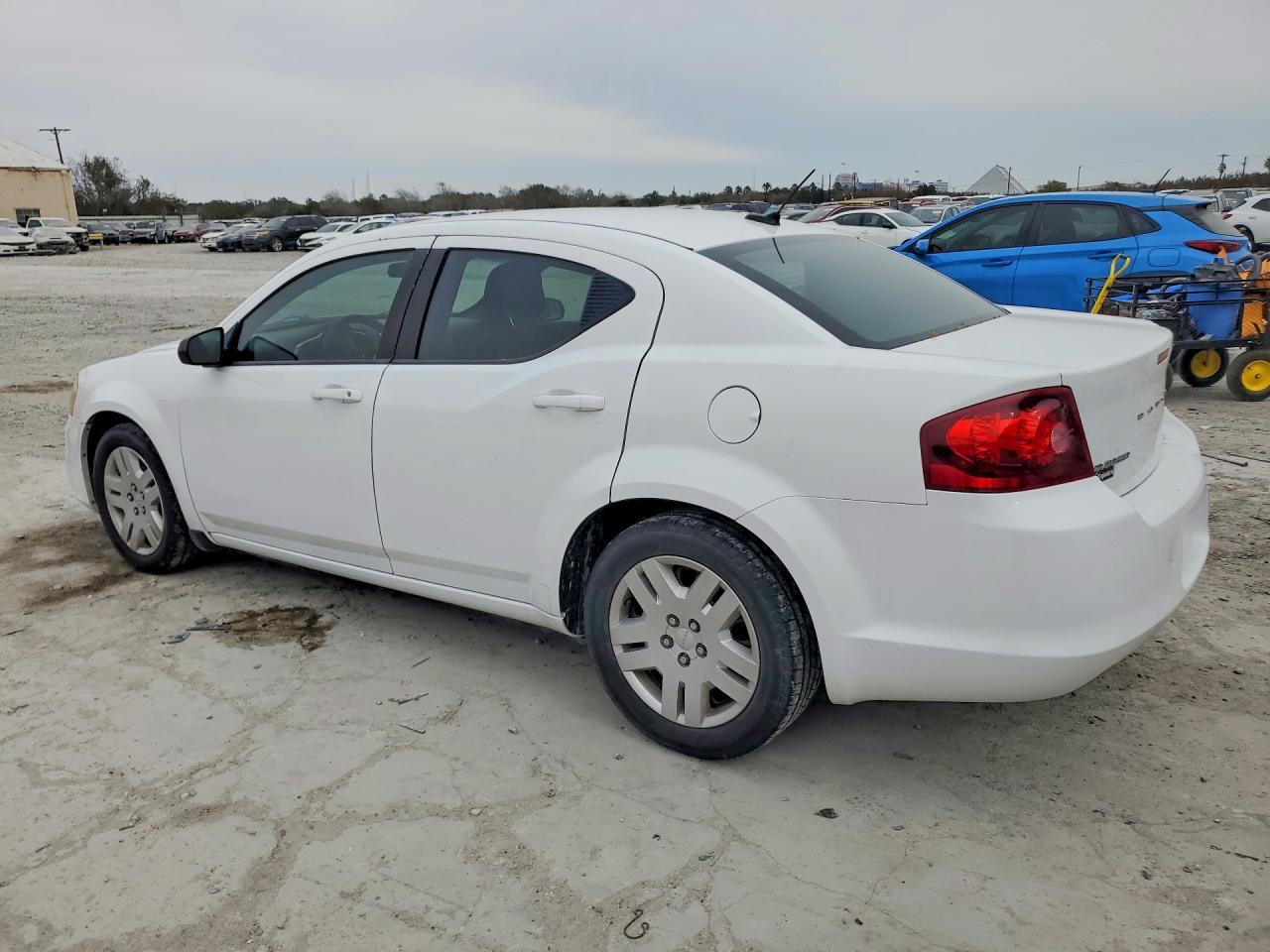 2014 Dodge Avenger Se - Фото 2