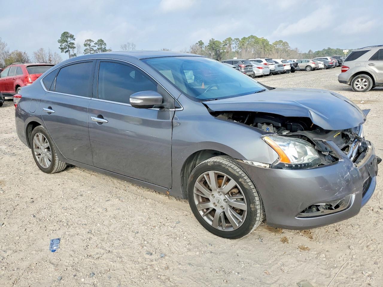 2015 Niss Sentra - Image 4