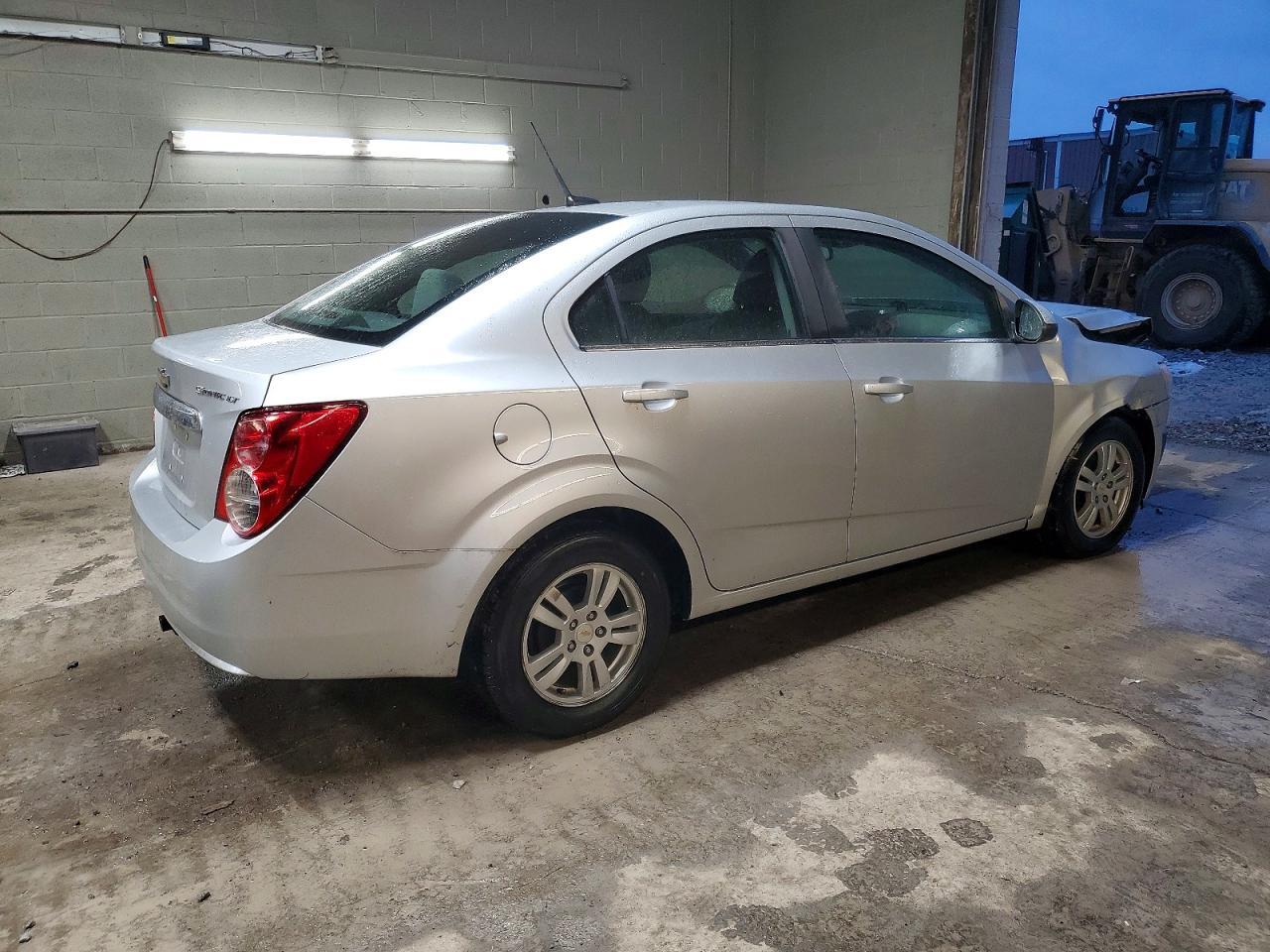 2012 Chevrolet Sonic Lt - Image 3