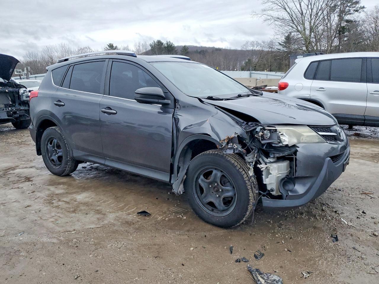 2014 Toyota Rav4 Le - Image 4