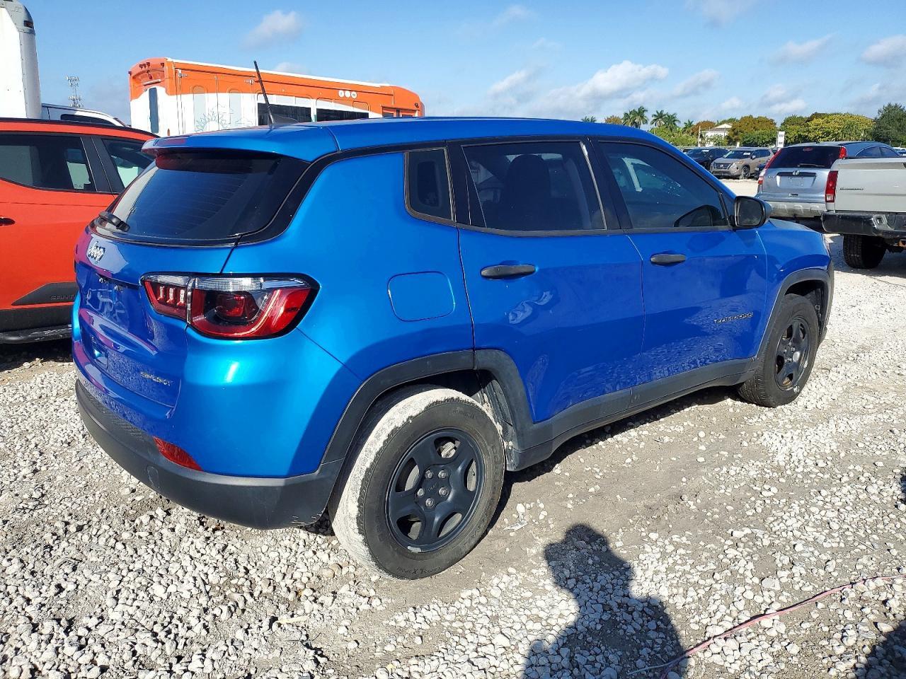2021 Jeep Compass Sport - Фото 3