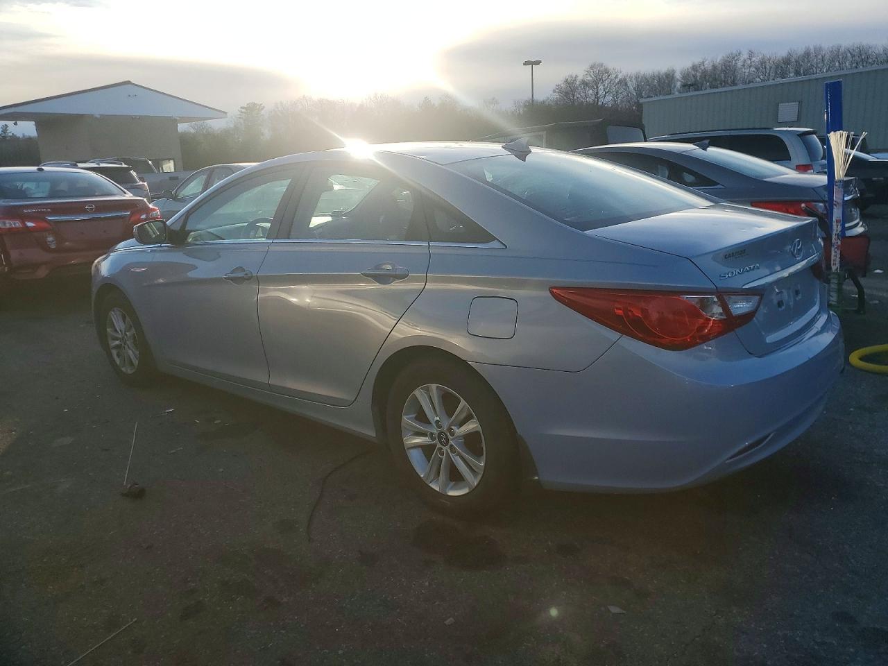 2013 Hyundai Sonata Gls - Фото 2