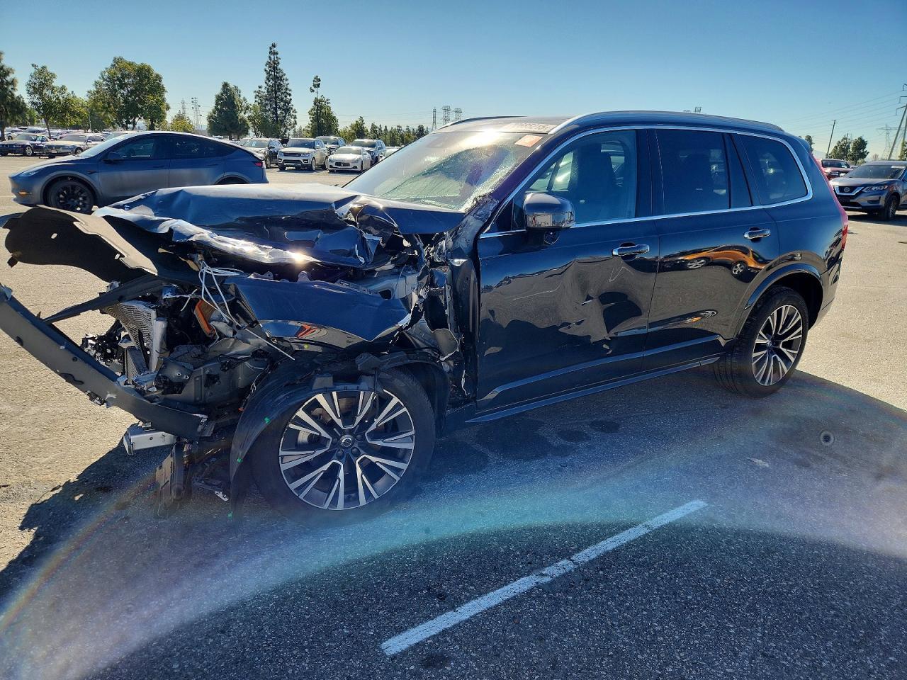 2022 Volvo Xc90 T6 Momentum