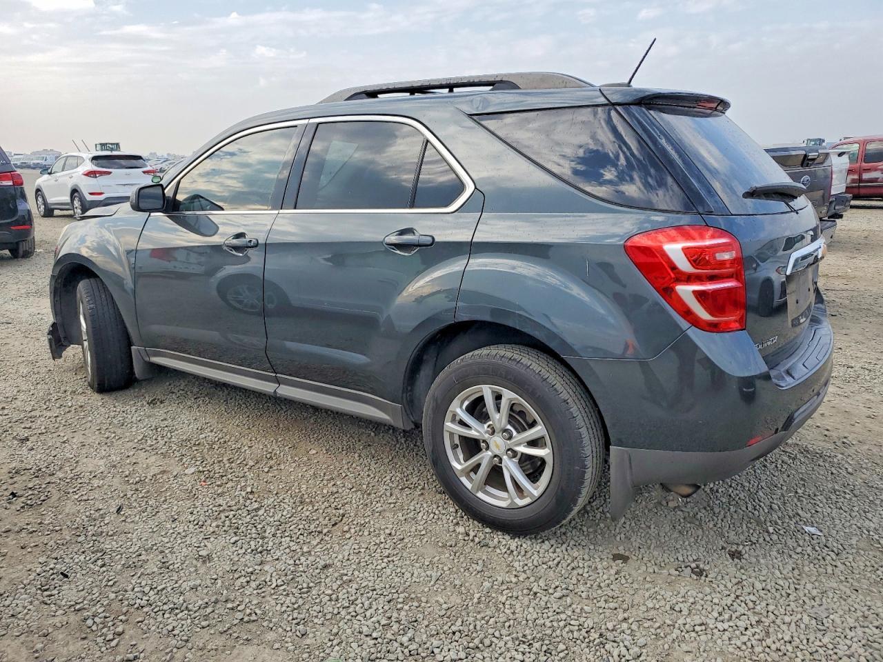 2017 Chevrolet Equinox Lt - Фото 2