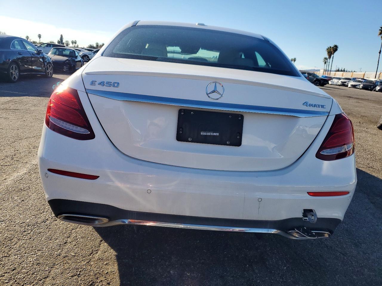 2019 Mercedes-Benz E 450 4Matic - Фото 6