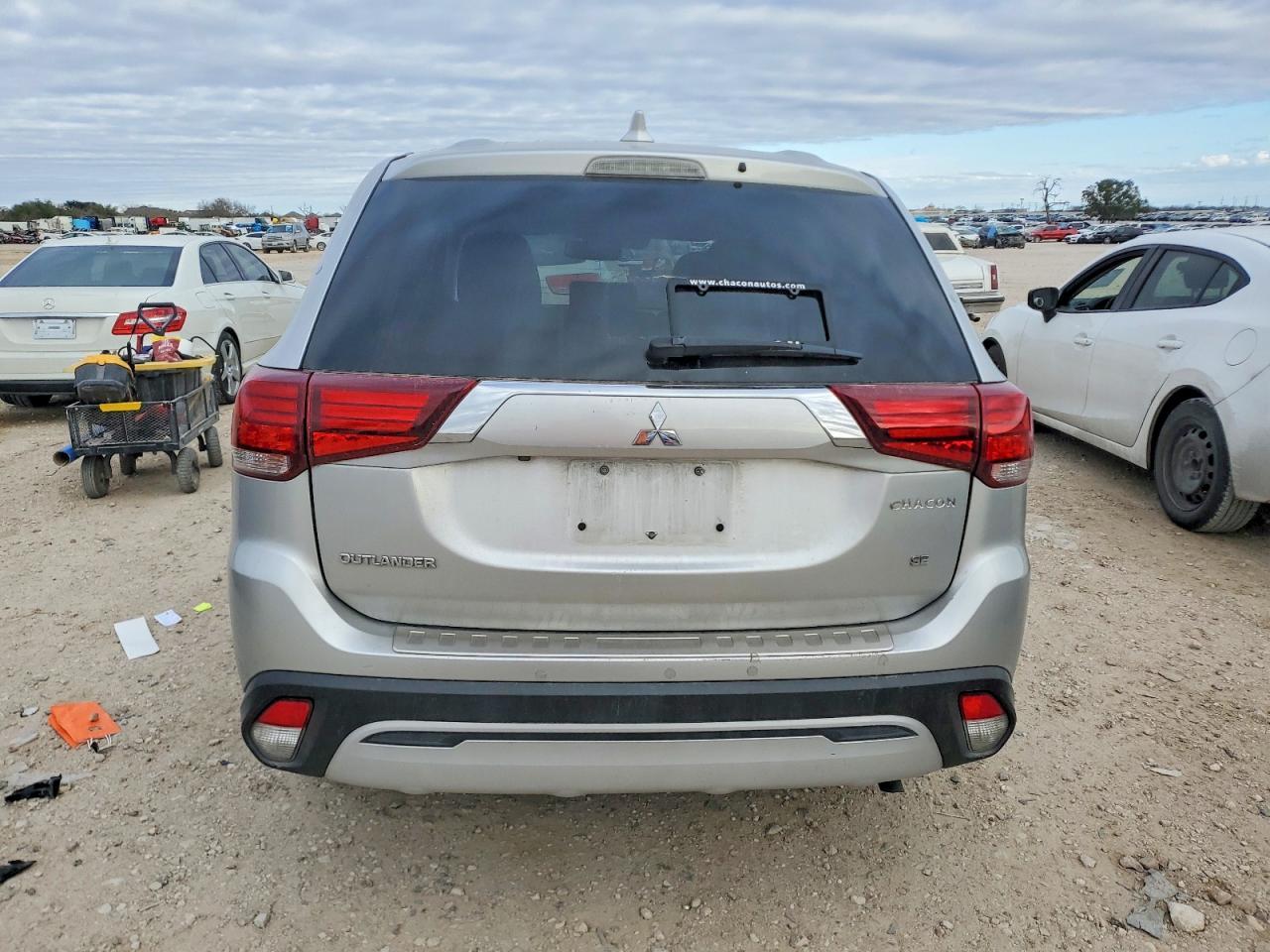 2020 Mitsubishi Outlander Se - Фото 6