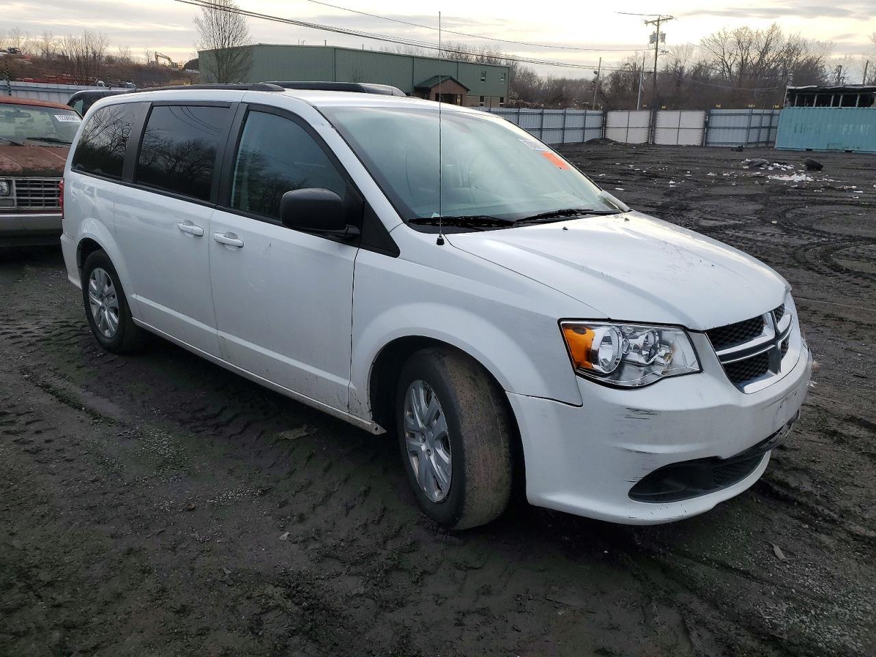 2018 Dodge Grand Caravan Se - Image 4