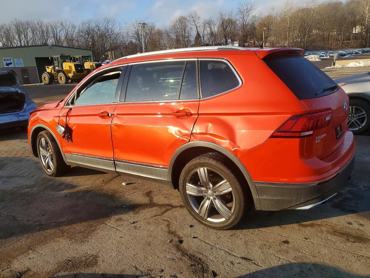 2018 Volkswagen Tiguan Sel Premium - Фото 2