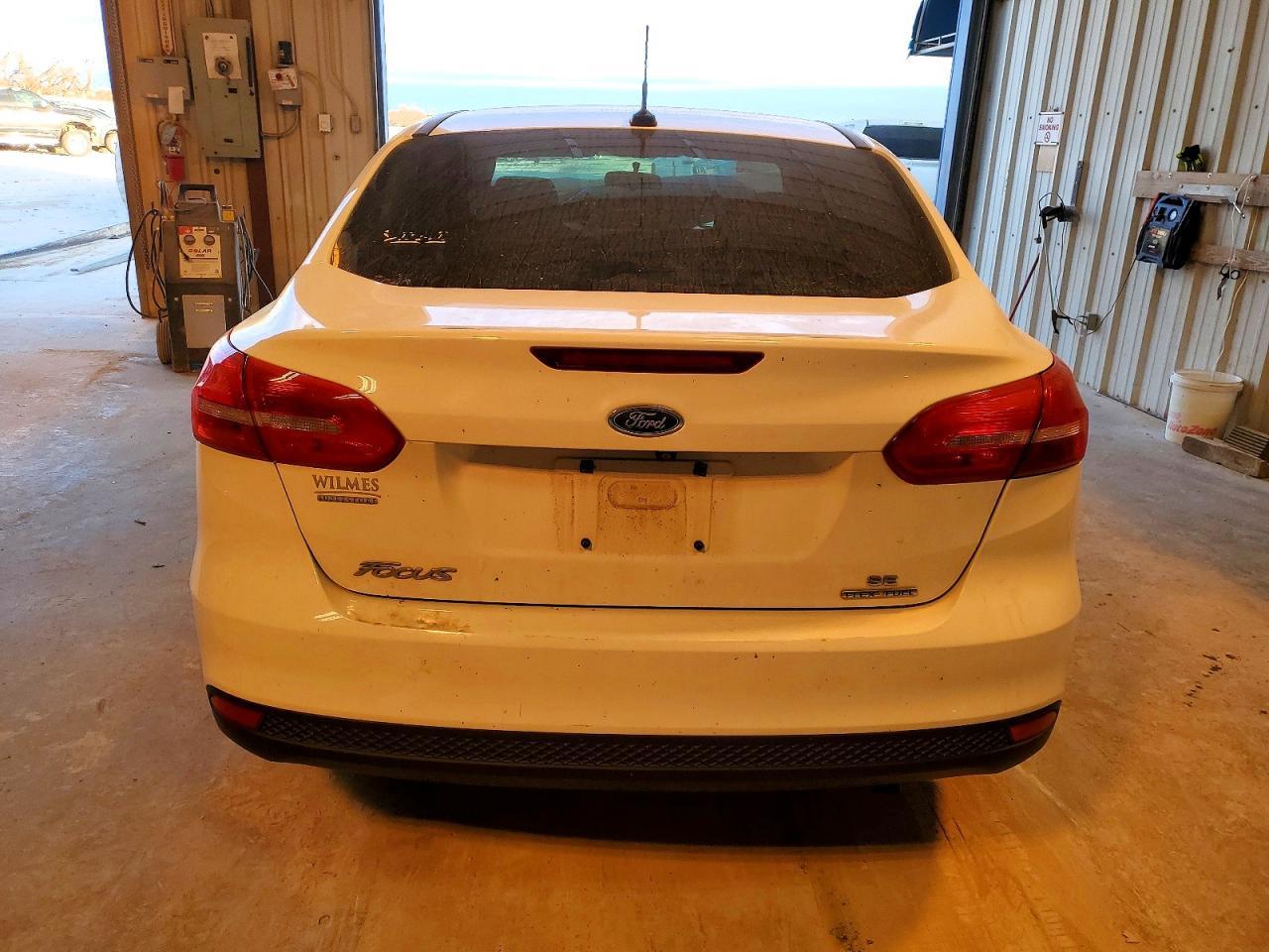 2015 Ford Focus Se - Image 6