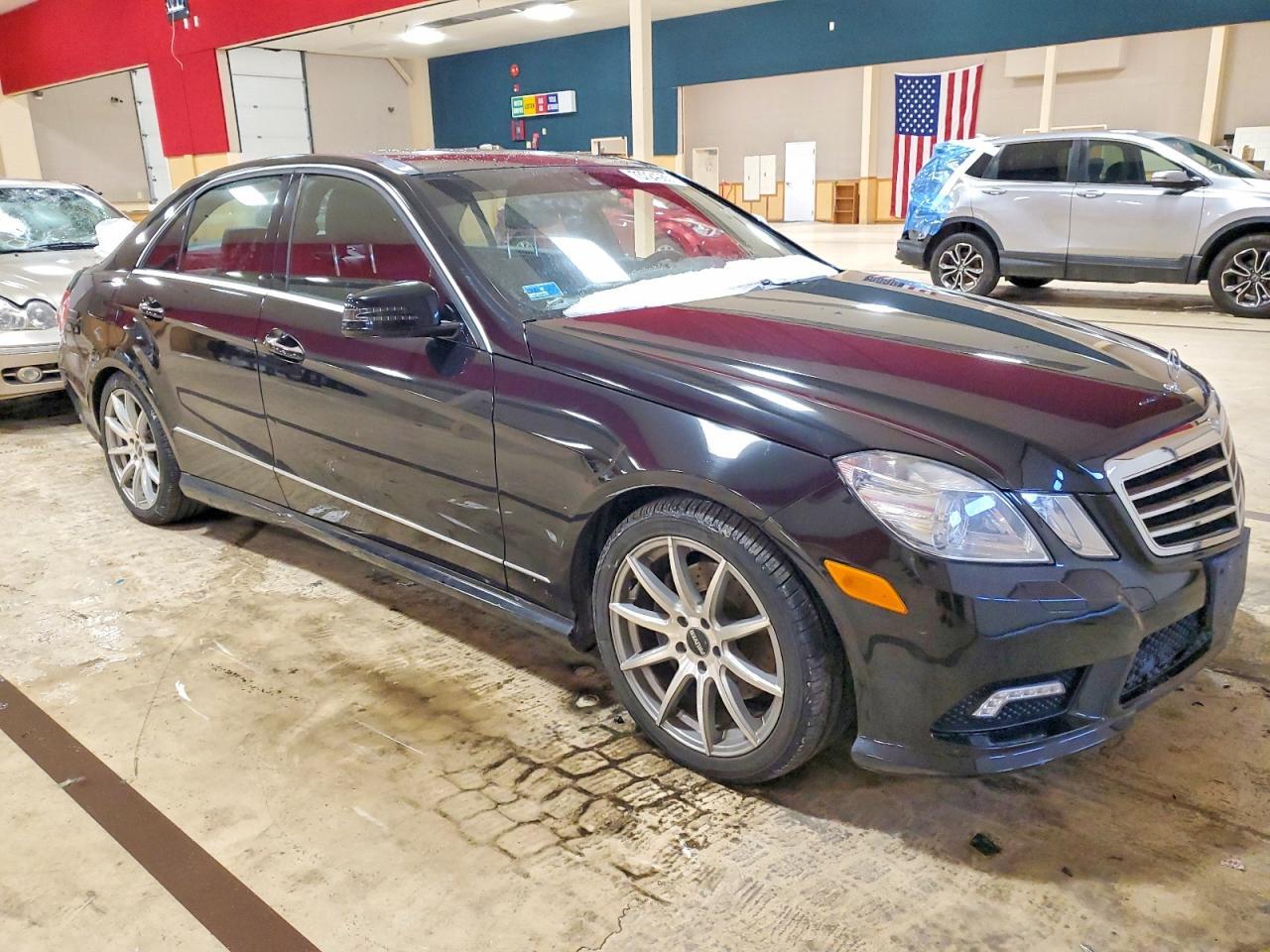 2011 Mercedes-Benz E 350 4Matic - Фото 4