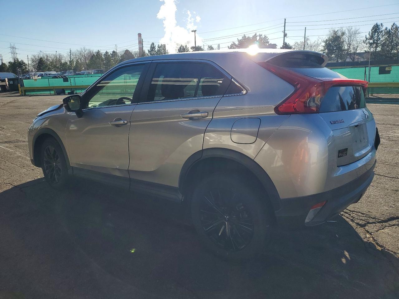2018 Mitsubishi Eclipse Cross Le - Фото 2