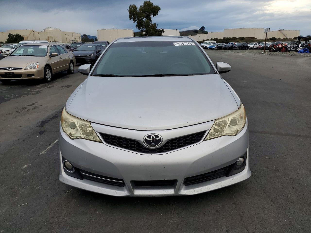 2012 Toyota Camry Se - Image 5