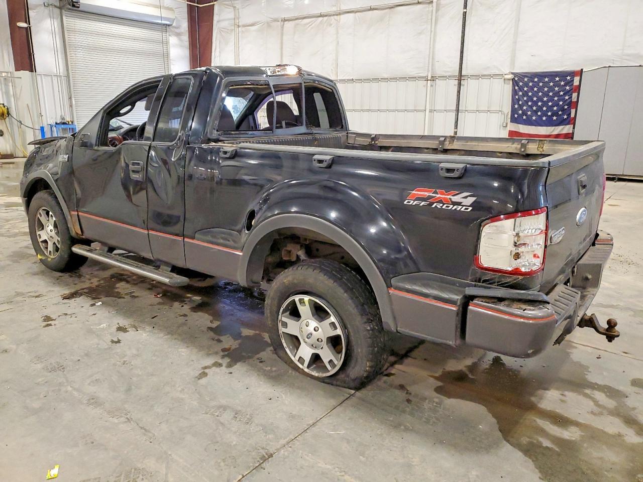 2004 Ford F150 - Фото 2