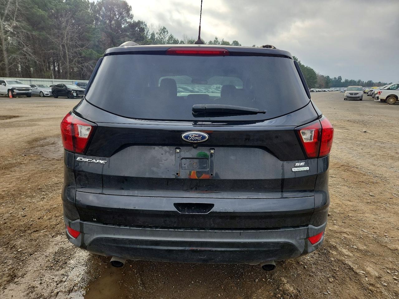 2019 Ford Escape Se - Фото 6