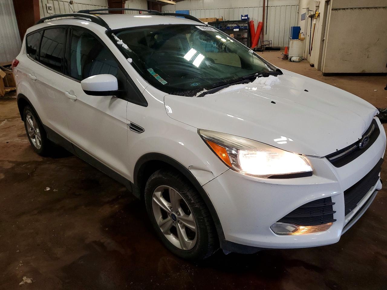 2016 Ford Escape Se - Фото 4