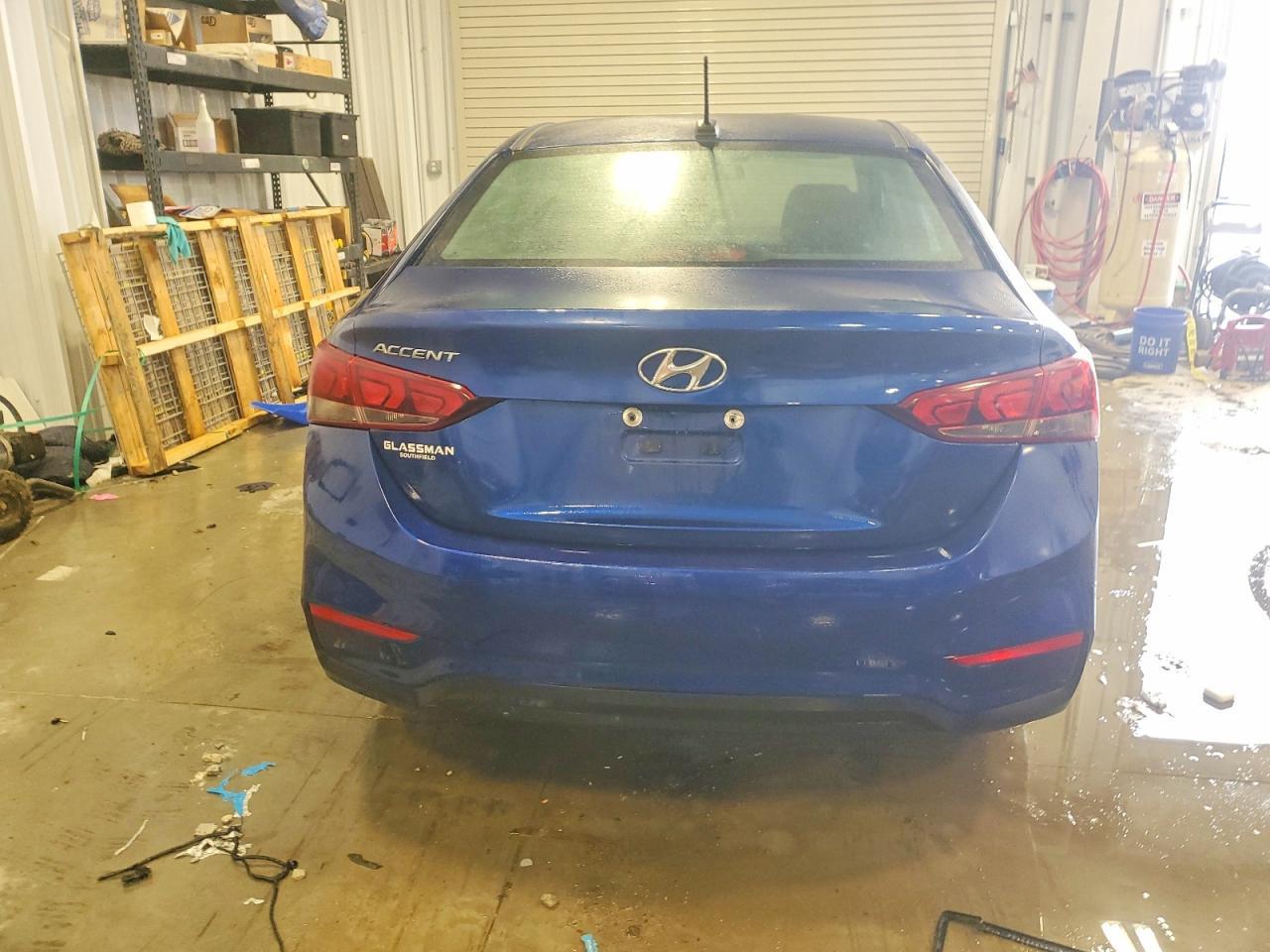 2022 Hyundai Accent Sel - Image 6