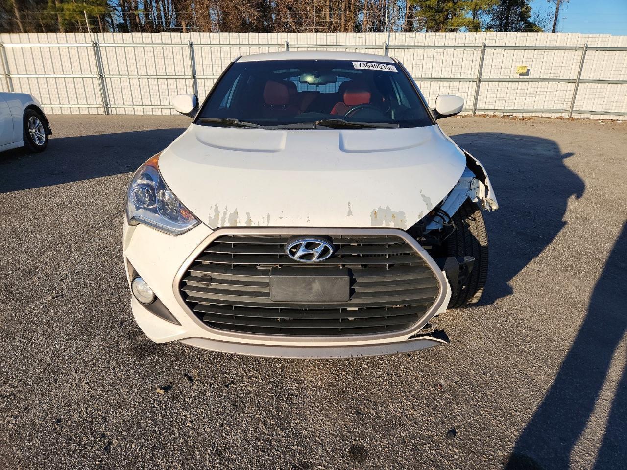 2016 Hyundai Veloster Turbo - Image 5