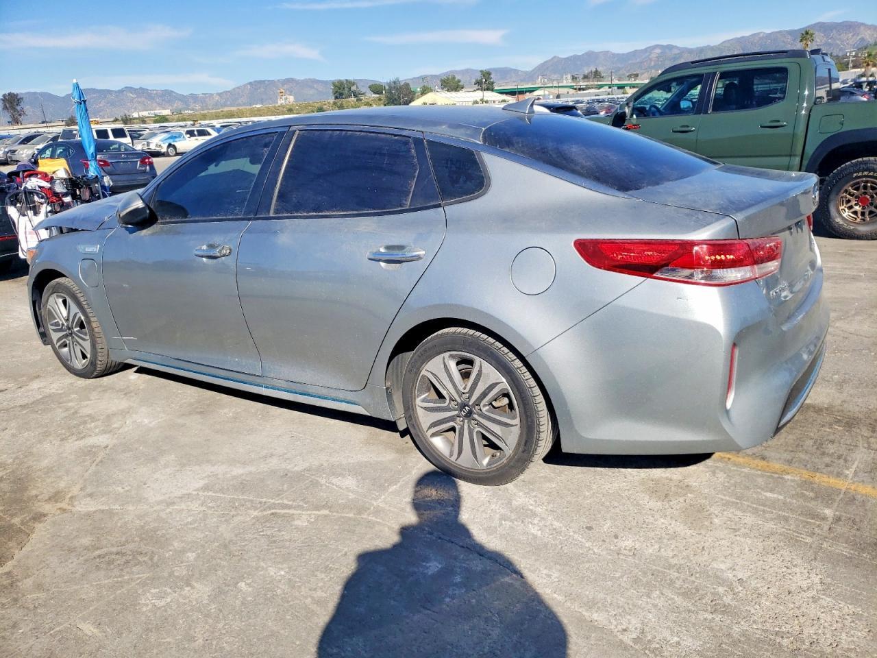 2017 Kia Optima Plug-In Hybrid - Фото 2