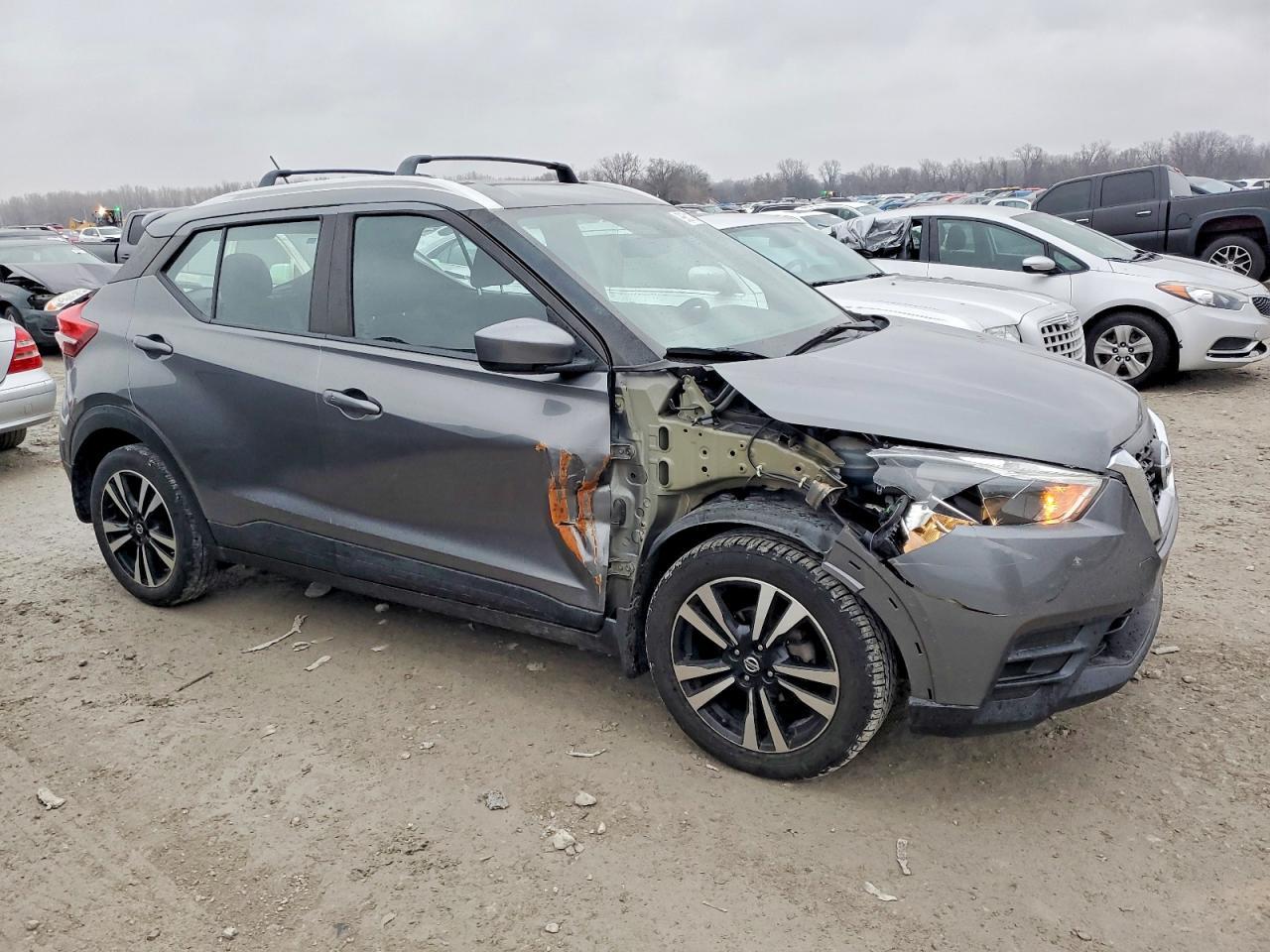 2019 Niss Kicks - Image 4