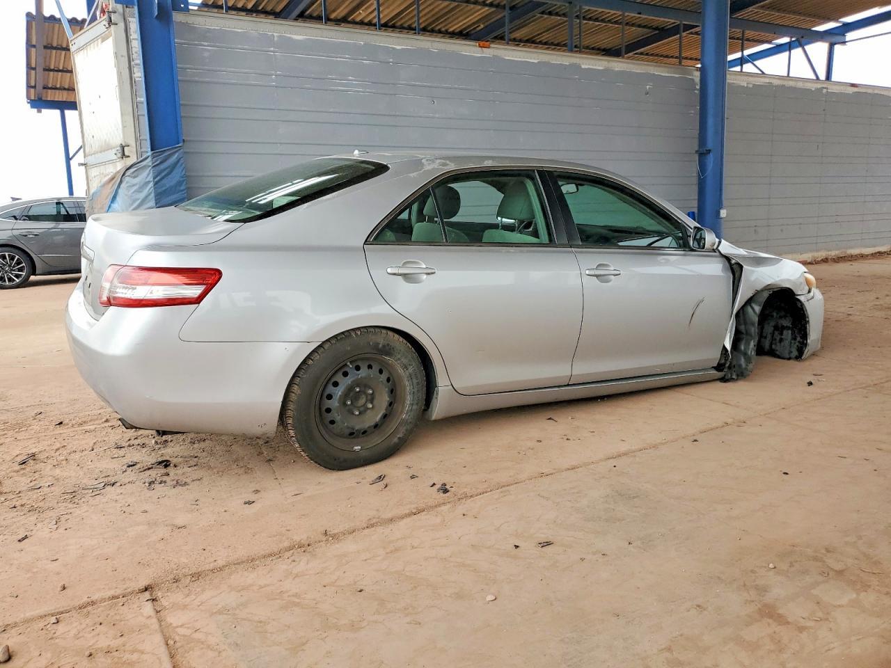 2011 Toyota Camry Base - Image 3