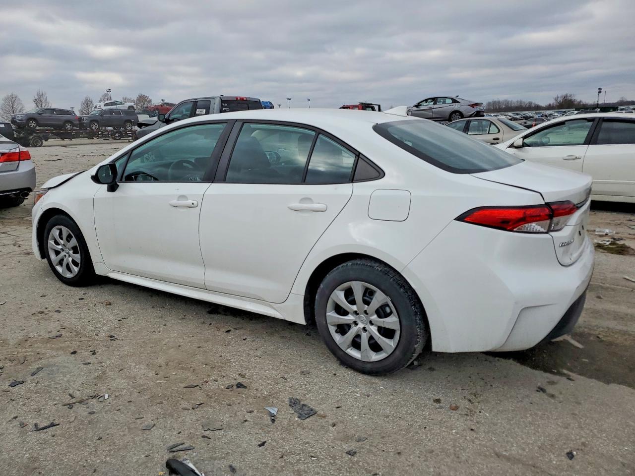 2023 Toyota Corolla Le - Image 2