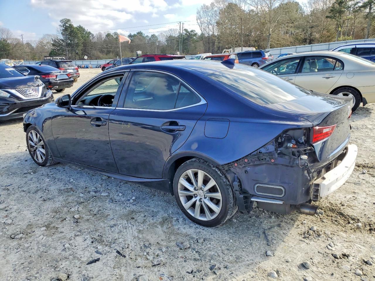 2015 Lexus Is 250 - Image 2
