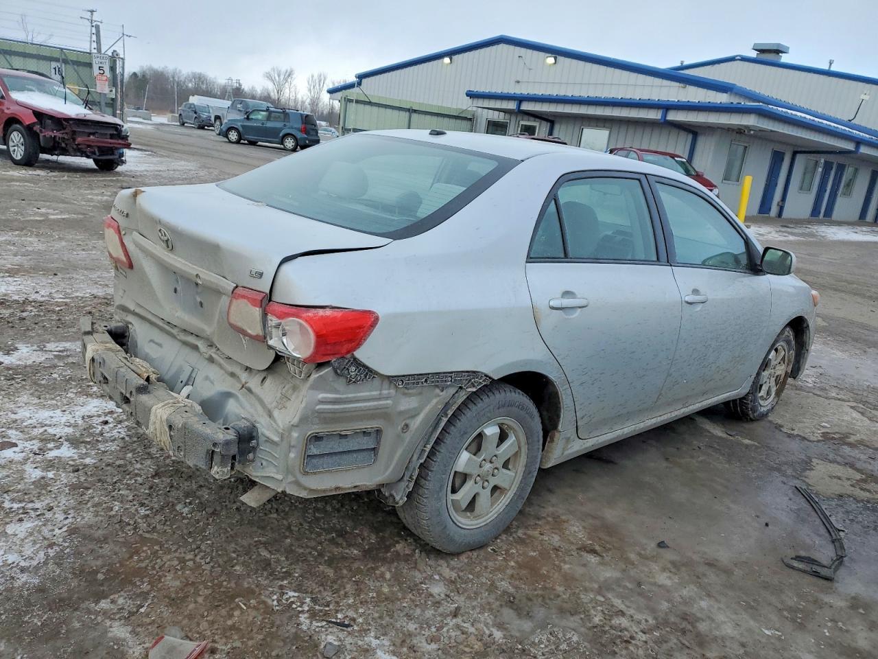 2012 Toyota Corolla Base - Фото 3