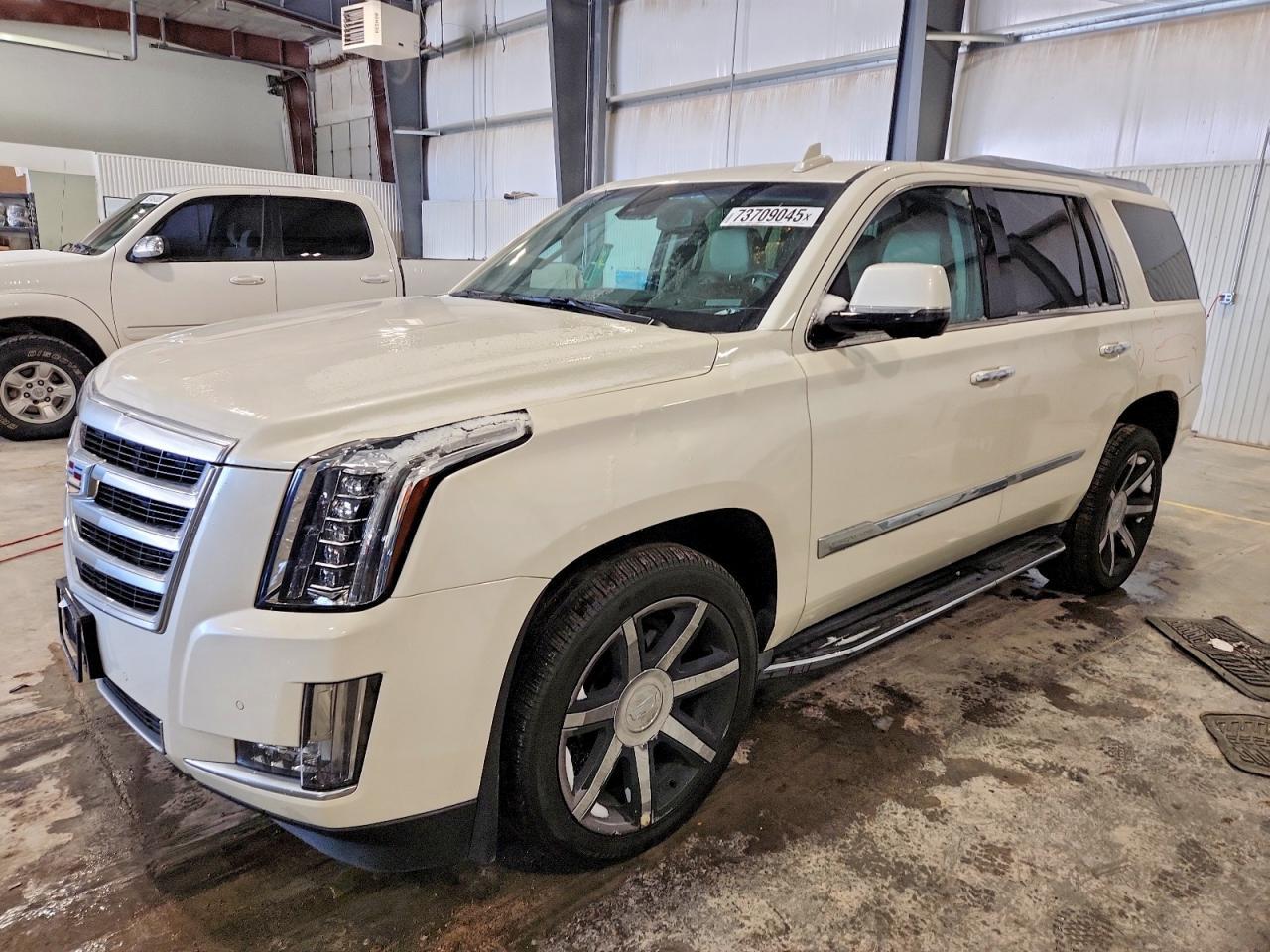 2015 Cadillac Escalade Luxury
