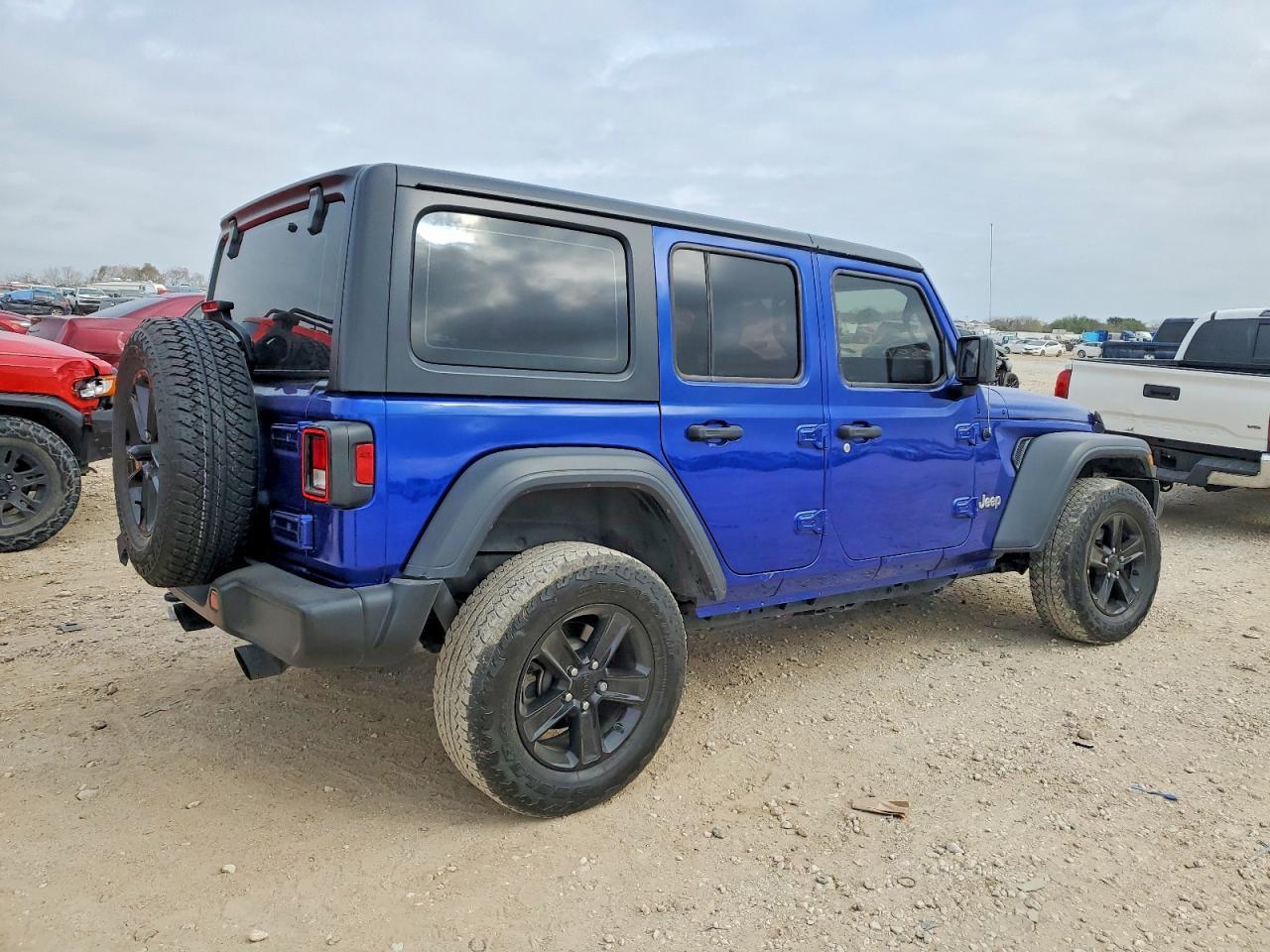 2018 Jeep Wrangler Unlimited Sport - Фото 3
