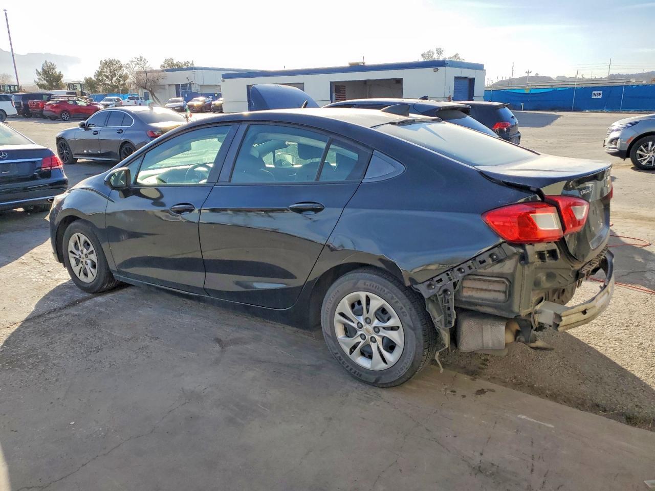 2019 Chevrolet Cruze - Фото 2
