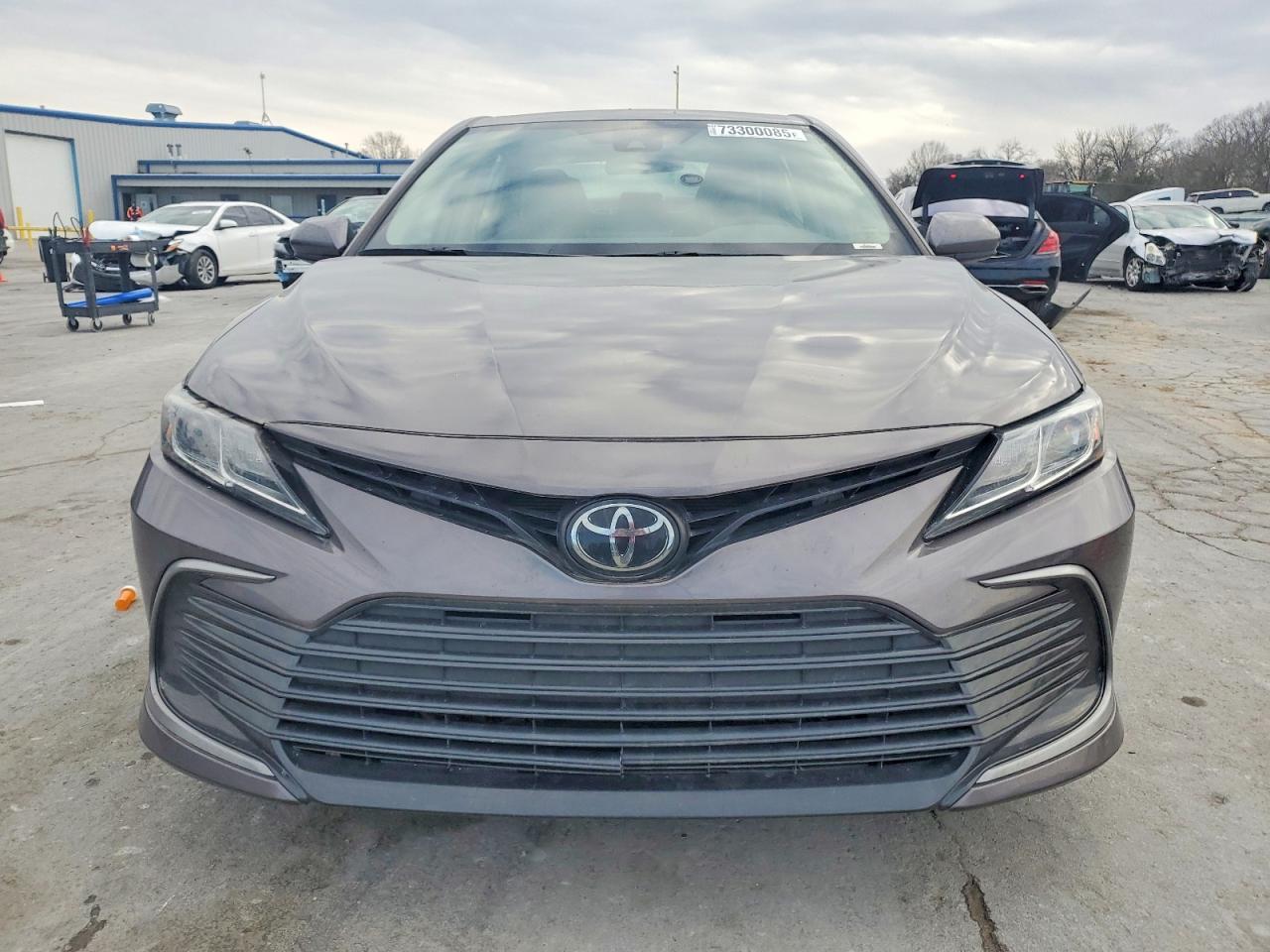 2022 Toyota Camry Le - Фото 5